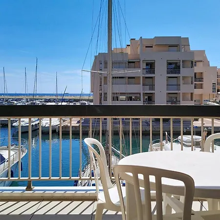 T2 3 Etoiles A La Faviere Avec Piscine Et Parking - Fr-1-610-4 *